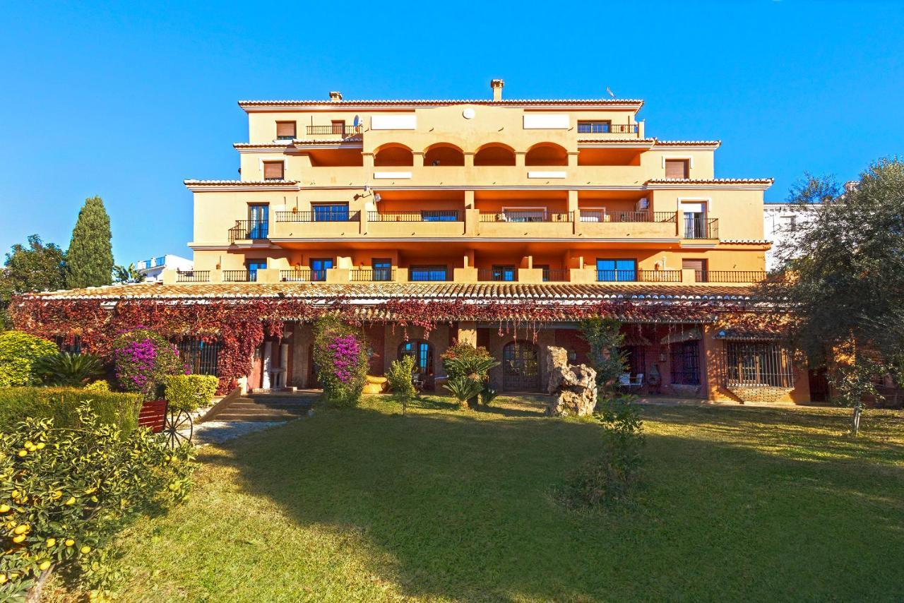 Casa Flores Con Piscina Interior Climatizada Alcaucín Εξωτερικό φωτογραφία