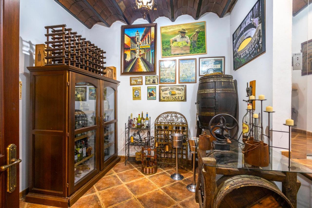 Casa Flores Con Piscina Interior Climatizada Alcaucín Εξωτερικό φωτογραφία