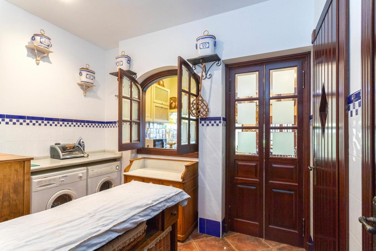 Casa Flores Con Piscina Interior Climatizada Alcaucín Εξωτερικό φωτογραφία