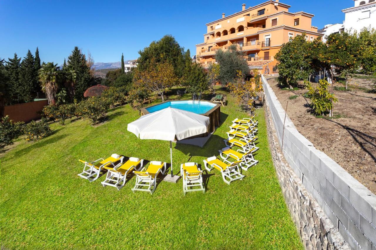 Casa Flores Con Piscina Interior Climatizada Alcaucín Εξωτερικό φωτογραφία